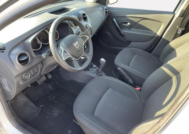 Dacia SANDERO 0.9 TCe Easy R Laureate - Automaat / Trekhaak