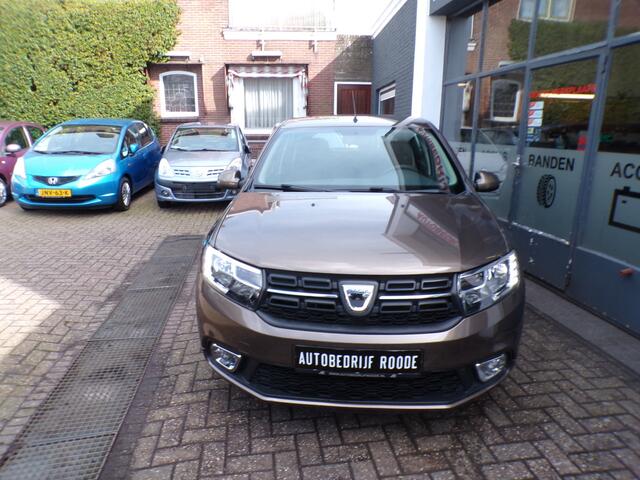 Dacia SANDERO 1.0 SCe Laureate ZEER MOOI,NAVI,PDC,AIRCO !!! ""ZONDAG OPEN ""