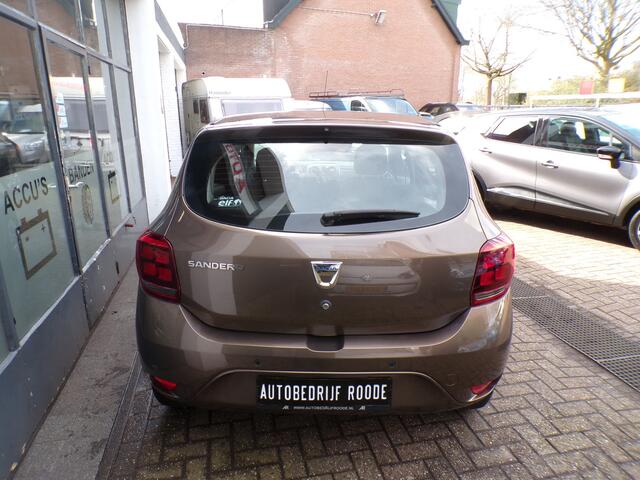 Dacia SANDERO 1.0 SCe Laureate ZEER MOOI,NAVI,PDC,AIRCO !!! ""ZONDAG OPEN ""