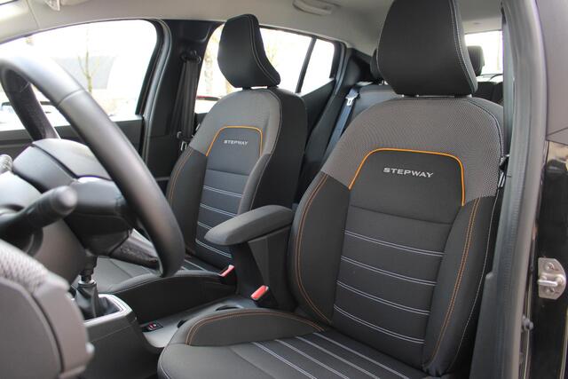 Dacia SANDERO Stepway 1.0 TCe 90 Comfort | Airco | Cruise Control | Bluetooth |