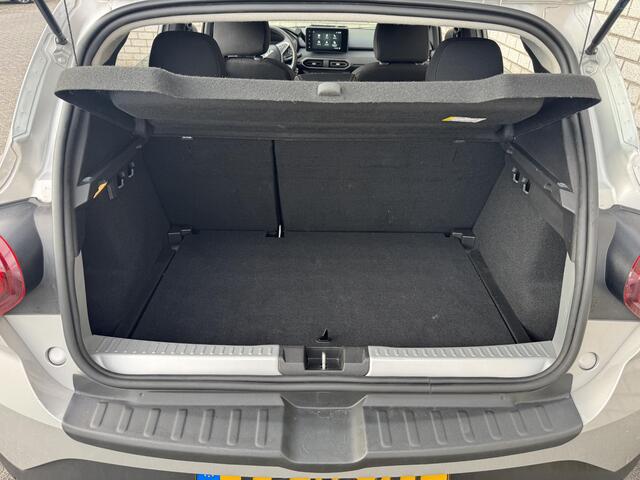 Dacia SANDERO Stepway 1.0 TCe 90 Extreme | Achteruitrijcamera | All Season Banden | Apple CarPlay / Android Auto | Stoelverwarming |