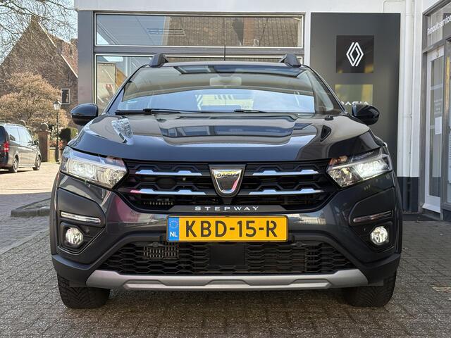 Dacia SANDERO TCe 90 CVT Stepway Comfort | Climate control | Automaat | Camera achter | All seasonbanden | Navigatiesysteem | Apple Carplay/Android Auto |