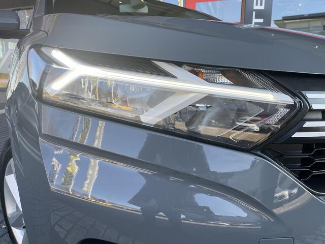 Dacia SANDERO 1.0 TCe 100 ECO-G Expression / LPG / TREKHAAK / ALLSEASON BANDEN / AIRCO / APPLE & ANDROID CARPLAY / PDC /