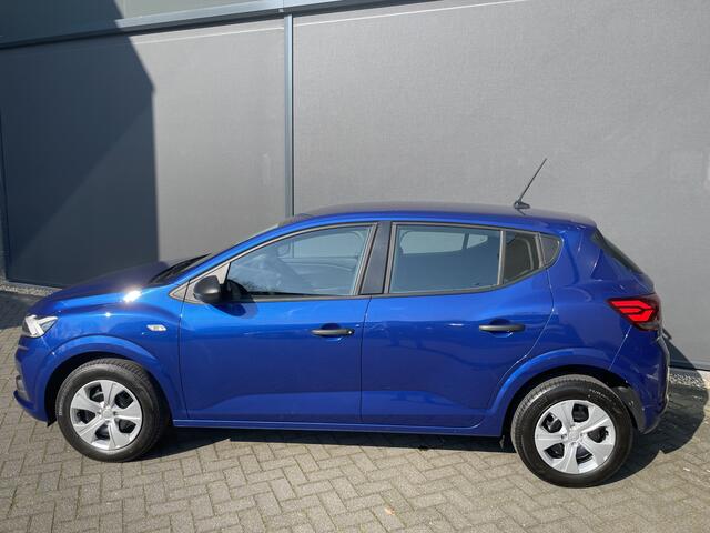 Dacia SANDERO 1.0 TCe 100 ECO-G Essential Airco - Cruise control - Parkeersensor achter - Bluetooth - Rijstrooksensor - Start/stop systeem - Stuur multifunctioneel - Led lampen - Elektrische ramen voor