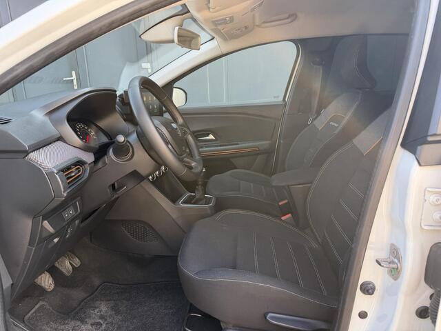 Dacia SANDERO 1.0 TCe 90 BiFuel Comfort Pack Comfort / Cruise Control / Bluetooth / Airco / Parkeer Sensoren Achter