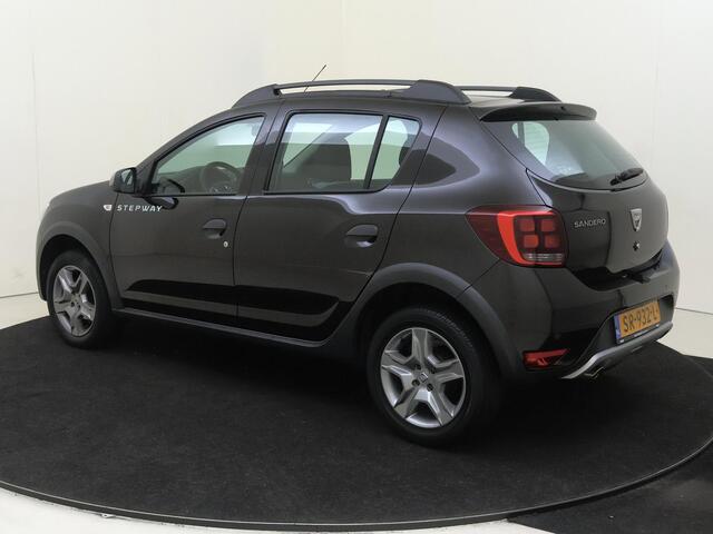 Dacia SANDERO 0.9 TCe 90 PK SL Stepway | Parkeer pakket | airco | cruise control | lichtmetalen velgen 15" | navigatiesysteem full map |