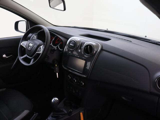 Dacia SANDERO 0.9 TCe 90 PK SL Stepway | Parkeer pakket | airco | cruise control | lichtmetalen velgen 15" | navigatiesysteem full map |