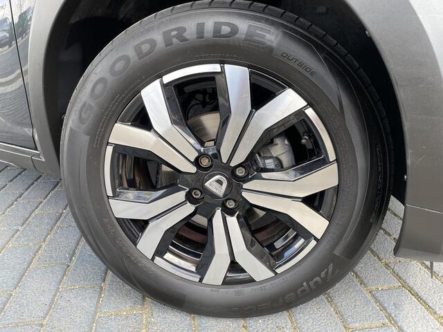 Dacia SANDERO Stepway 1.0 TCe 100 Bi-Fuel Comfort / LPG / NAVI / CLIMATE CONTROL / PDC + CAMERA / APPLE & ANDROID CARPLAY /