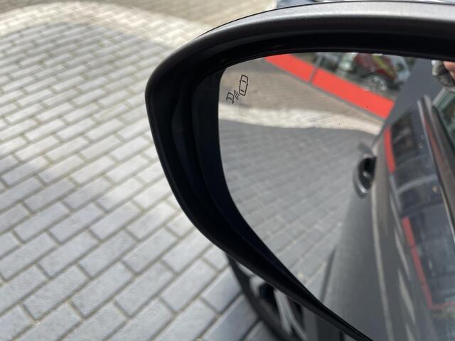 Dacia SANDERO Stepway 1.0 TCe 100 Bi-Fuel Comfort / LPG / NAVI / CLIMATE CONTROL / PDC + CAMERA / APPLE & ANDROID CARPLAY /