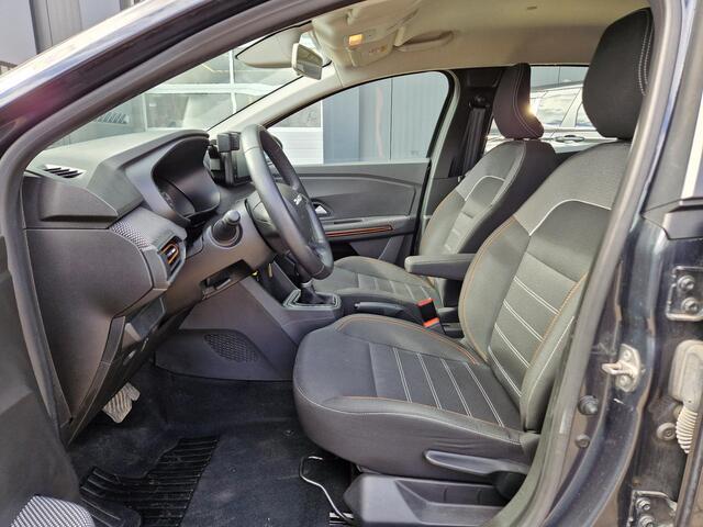 Dacia SANDERO Stepway 1.0 TCe 90 Comfort | Navigatie | Achteruitrijcamera | Climate Control |