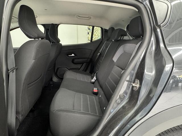 Dacia SANDERO Stepway 1.0 TCe 90 Comfort | Automaat | Trekhaak | Achteruitrijcamera | Cruise Control | Apple CarPlay / Android Auto |