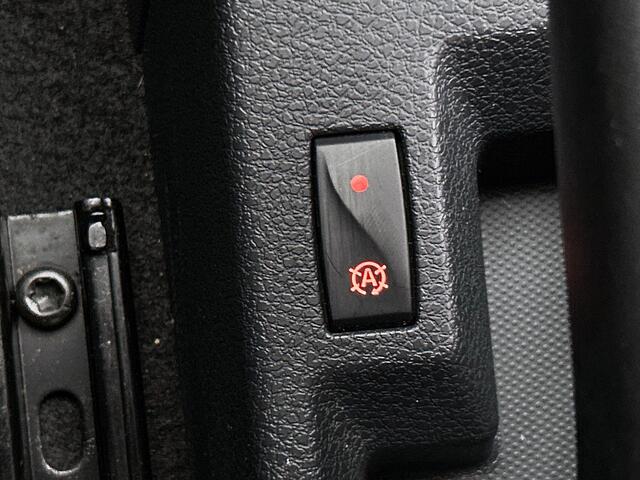 Dacia SANDERO 0.9 TCe AUTOM. SL Stepway CAMERA | NAVI | DAKRAILS | 15"LMV