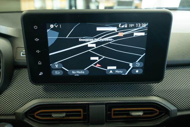 Dacia SANDERO Stepway 1.0 TCe 90 Expression Automaat, Navi, Cruise, Carplay/Android, PDC, Camera