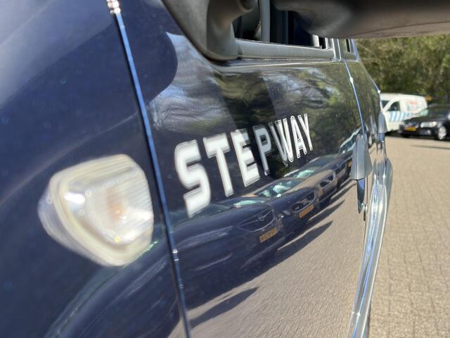 Dacia SANDERO 0.9 TCe Bi-Fuel SL Stepway / NL-Auto / 1e-Eigenaar / Cruise-Control / Trekhaak / Airco / Camera / DAB Radio-Bluetooth / Elektr.-Pakket / PDC-Achter / 16'' LMV / ENZ.