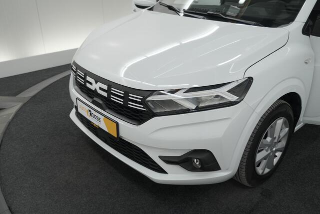 Dacia SANDERO TCe 90 CVT Expression | Parkeersensoren | Apple Carplay | Cruise Control