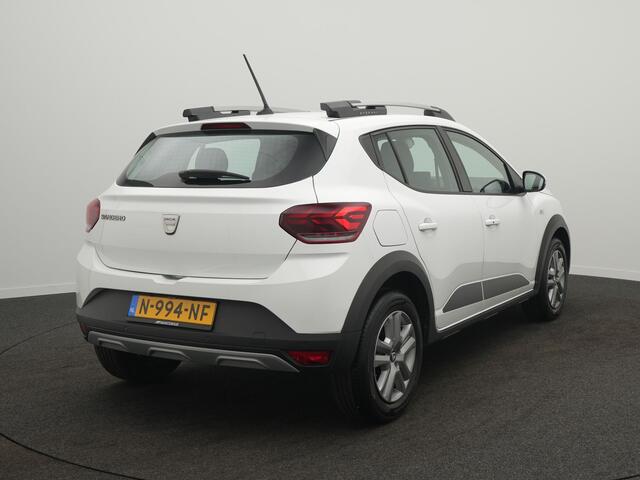 Dacia SANDERO Stepway TCe 90 Comfort - RIJKLAARPRIJS - Cruise Control - Climate Control - Keyless Entry & Start - Dealeronderhouden