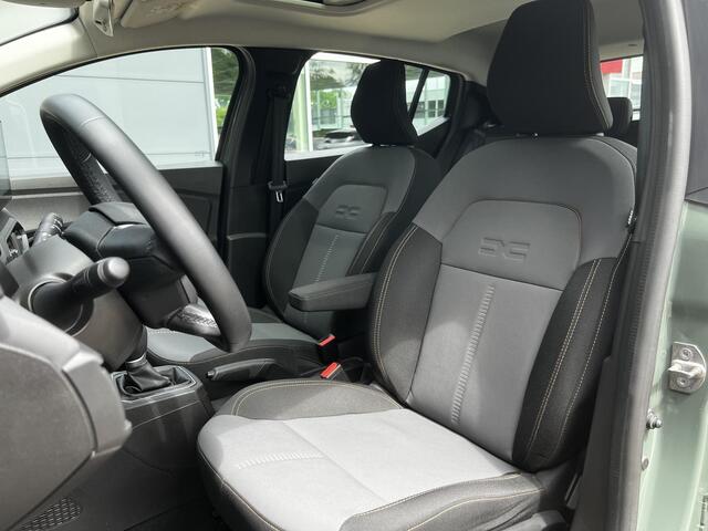 Dacia SANDERO Stepway 1.0 TCe 90 Extreme | Automaat | Schuifdak | Stoelverwarming | Achteruitrijcamera |