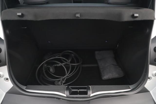 Dacia Spring Business 27 kWh Automaat Leder Navigatie Camera Airco Cruise 14 inch LMV Elektrische Ramen Dealer Onderhouden!