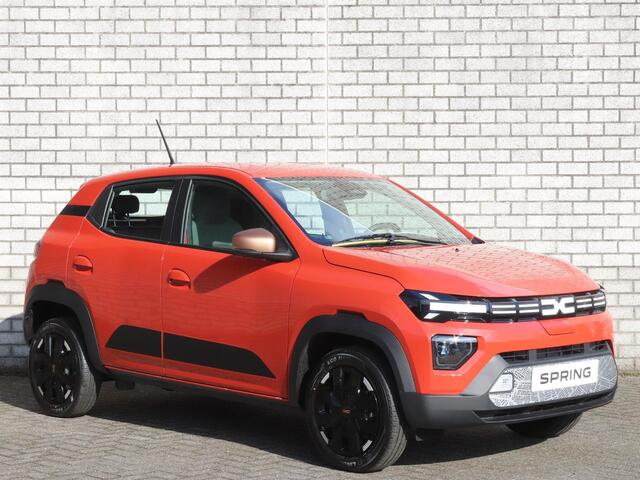 Dacia Spring 65pk Extreme 26.8 kWh | Achteruitrijcamera | DC Snellader 30kW | Navigatie |