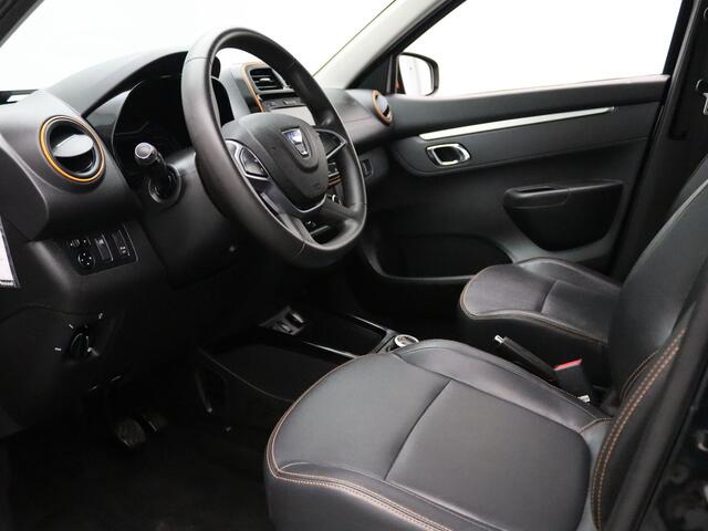 Dacia Spring Comfort Plus 27 kWh Airco | Camera | Begrenzer | Navi | Parkeersens. achter