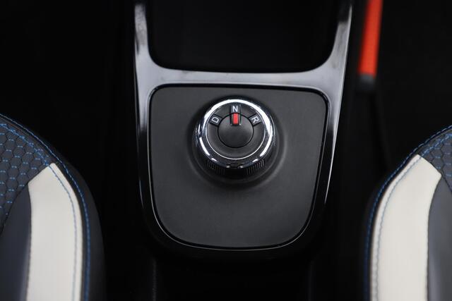 Dacia Spring Comfort Plus 27 kWh Navigatie Achteruitrijcamera Carplay Android Airco 14 inch