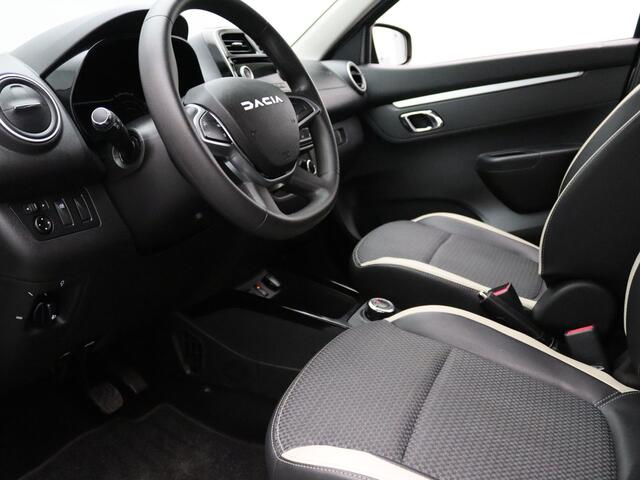 Dacia Spring Essential 27 kWh Airco | Bluetooth | Begrenzer | Elektrische ramen v+a