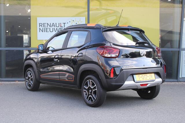 Dacia Spring Comfort Plus (Orange Pack) 27 kWh | CAMERA | PARKEERSENSOREN | CRUISE CONTROL | AIRCONDITIONING | APPLE CARPLAY