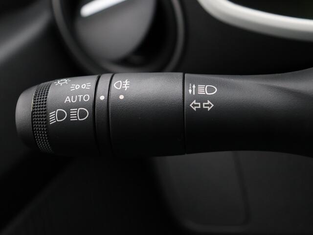 Dacia Spring Expression Electric 65 | Cruise Control met snelheidsbegrenzer | ISOFIX-bevestigingssysteem voor kinderzitjes op de buitenste zitplaatsen achter | Parkeersensoren achter met sonische weergave