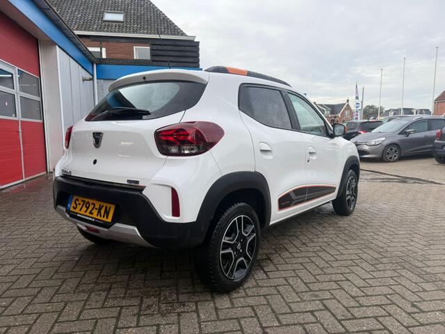 Dacia Spring Essential 27 kWh | Automaat | Full Electric | Lederen bekleding | Airco |