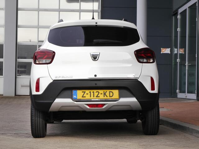 Dacia Spring Expression 27 kWh | Achteruitrijcamera | Parkeersensoren achter | Lichtmetalen velgen | Airco | Navigatiesysteem | Bluethooth | Elektrisch bedienbare ramen