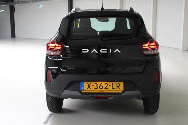 Dacia Spring Expression 27 kWh Navigatie | Camera | Lichtmetalen Velgen | 94% SoH