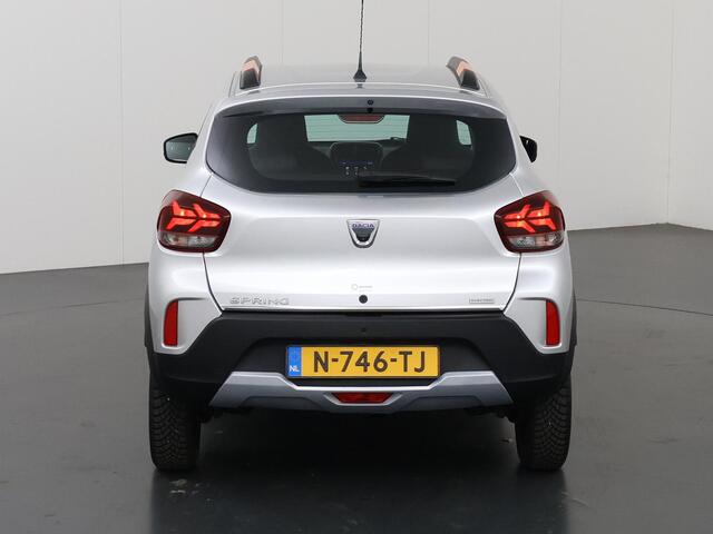 Dacia Spring Comfort Plus 27 kWh | Navigatie | Parkeercamera | Carplay | Cruise Control |