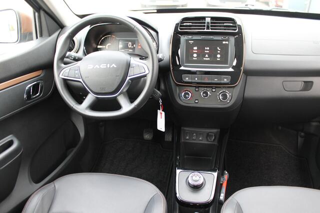 Dacia Spring Extreme 65 PK 27 kWh | Snellader 30 KW | camera achter | Apple car play | State Blue | NAVI |
