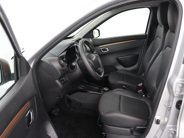 Dacia Spring 65 Extreme 27 kWh | SOH 95,1% | Leder | Camera | Carplay | Airco | Speedlimiter | Bluetooth | Parkeerhulp