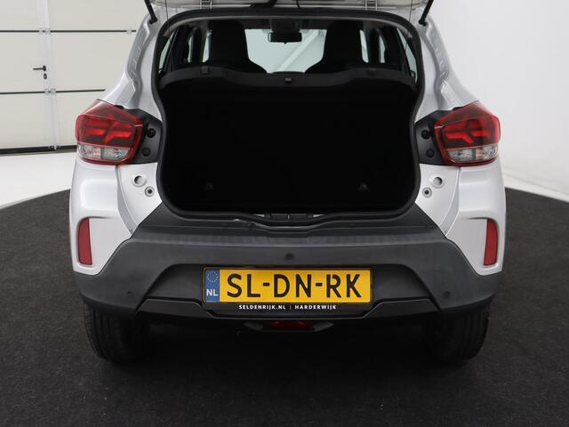 Dacia Spring 65 Extreme 27 kWh | SOH 94,9% | Leder | Camera | Carplay | Airco | Speedlimiter | Bluetooth | Parkeerhulp