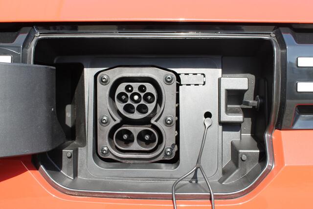 Dacia Spring Expression 65 26.8 kWh | Snellader 30 kW | parkeersensoren achter |