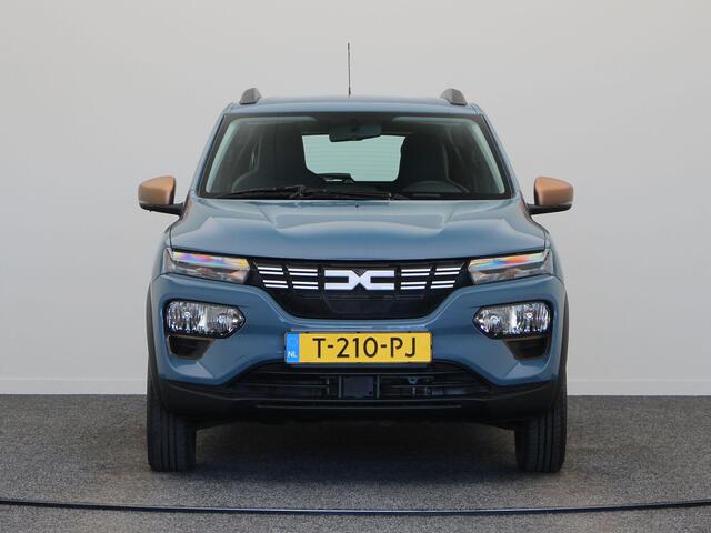 Dacia Spring Extreme 27 kWh | Navigatie | Airco | Bluetooth | Achteruitrijcamera | DC lader |
