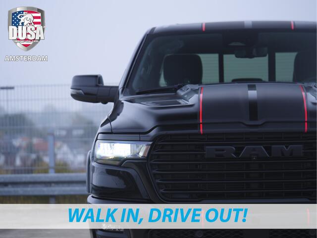 Dodge 1500 RAM Laramie | Night Edition | Crew Cab | 4X4 | 2025 Panorama | Niveau regeling | 14,4-inch Touchscreen | Passenger Display Meerprijs extra opties / Accessoires zoals Deksel, Backflip, Fenders, wraps, Stripings etc