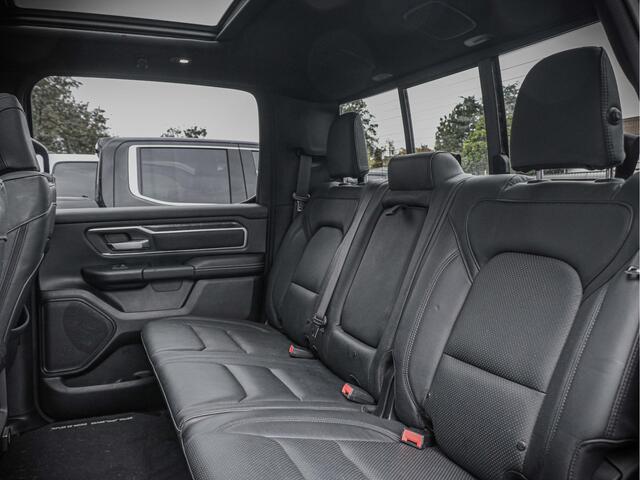 Dodge 1500 Ram Big Horn | Panoramadak | 5.7L HEMI V8 4x4 Crew Cab