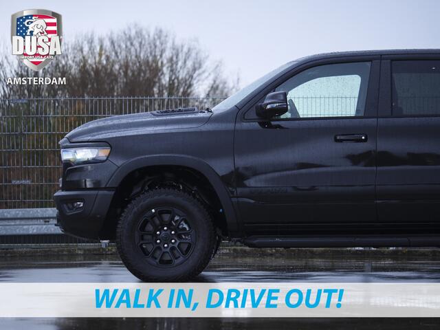 Dodge 1500 RAM | Rebel | 4x4 | Crew Cab | 3.0L Twin-turbo I6 | SST | 14,4 inch Touchscreen | 10,2 inch Passenger Screen | Harman Kardon Nieuw Binnen!