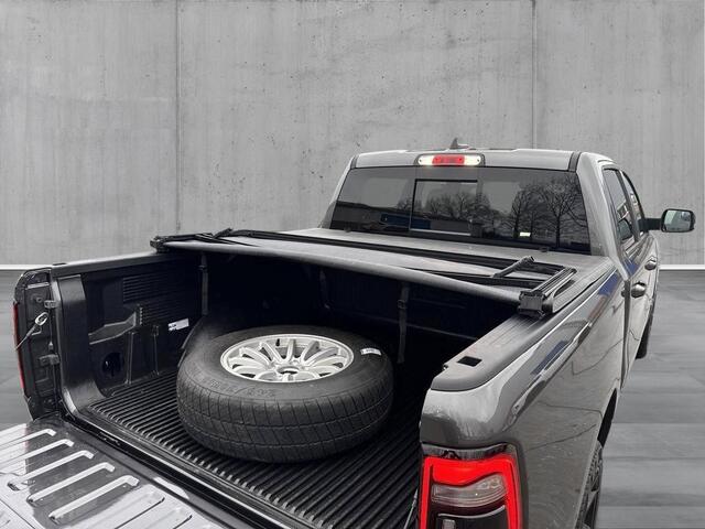 Dodge 1500 Ram 5.7 V8 4x4 Crew Cab Sport | Luchtvering | LPG | Elec.treeplanken | | NIEUWE AUTO | Geheel rijklaarprijs | DIRECT RIJDEN |