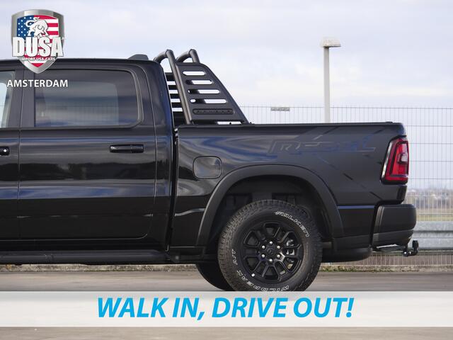 Dodge 1500 RAM | Rebel | Premium | 4x4 | Crew Cab | 3.0L Twin-turbo I6 | SST | 14,4 inch Touchscreen | 10,2 inch Passenger Screen | Harman Kardon | INCL BPM-VOORDEEL Getoonde accessoires zijn verkrijgbaar tegen meerprijs