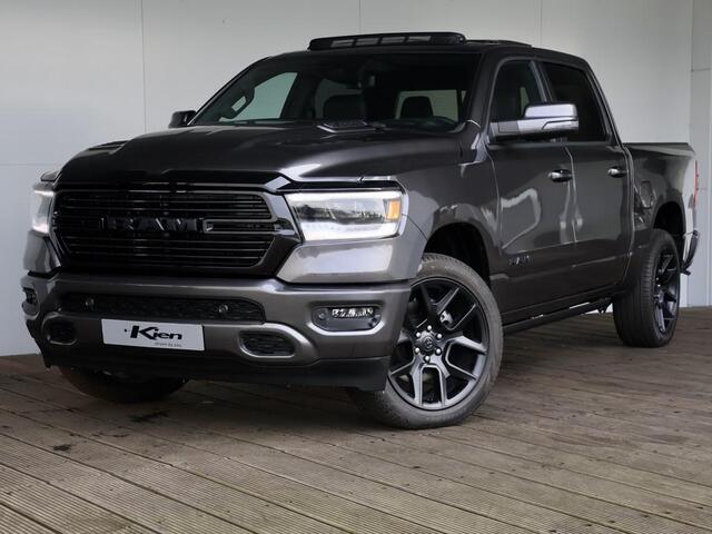 Dodge 1500 Ram 5.7 V8 4x4 Crew Cab Sport Night Edition | eTorque | Pano-Dak | Groot Navi|