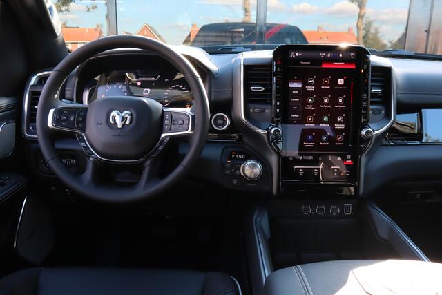 Dodge 1500 Ram 2025 3.0L HURRICANE LARAMIE Night Premium | BPM VRIJ | NIEUW | LPG in of onderbouw | Deksel | Panoramadak | Luchtverin