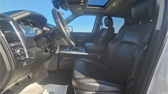 Dodge 1500 Ram LARAMIE/SPORT 4X4 CREW CAB 5,7 LTR V8 AUT.