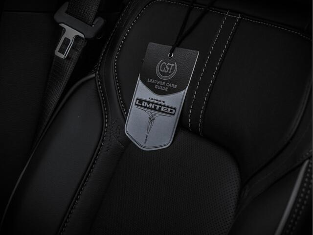 Dodge 1500 Ram Crew Cab Limited Night Edition Rambox | Digitale cluster + MWK