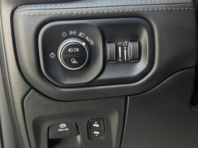 Dodge 1500 Ram 5.7 V8 Longhorn Limited