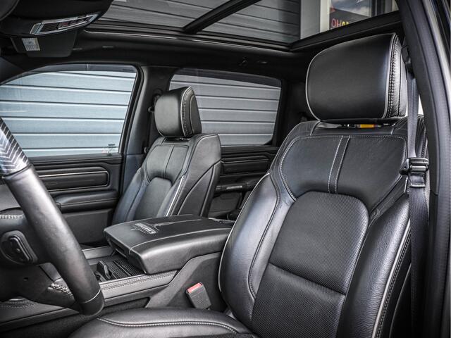 Dodge 1500 Ram Limited Night Desert Storm | 5.7L HEMI V8 4x4 Crew Cab