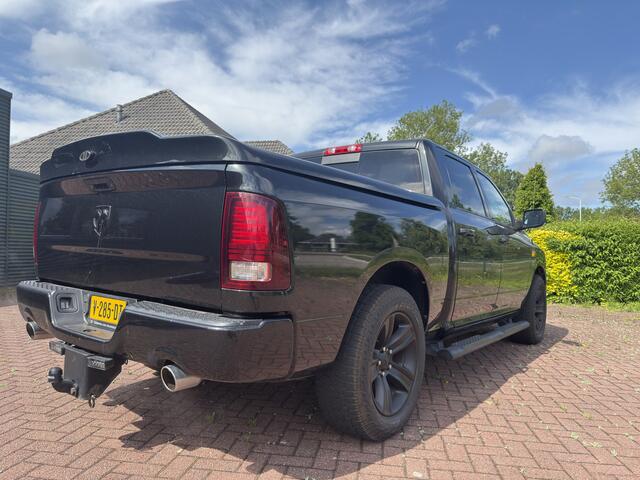 Dodge 1500 Ram 5.7 V8 4x4 Crew Cab 5'7 Sport