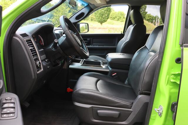 Dodge 1500 Ram 5.7 V8 4x4 Quad Cab Sport | Leder | Camera | Trekhaak | 20'' | Airco | Cruise control | LPG 122 liter | LED verstraler | Bluetooth | Side-Bars